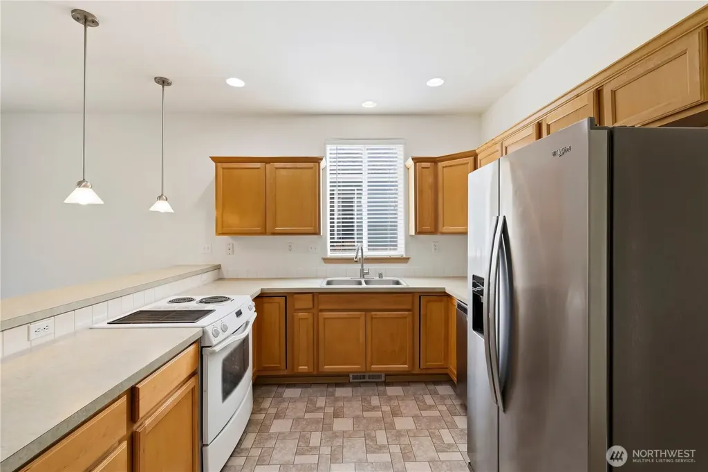 4538 20th Way NE Olympia WA 98516