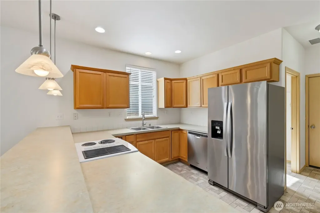 4538 20th Way NE Olympia WA 98516