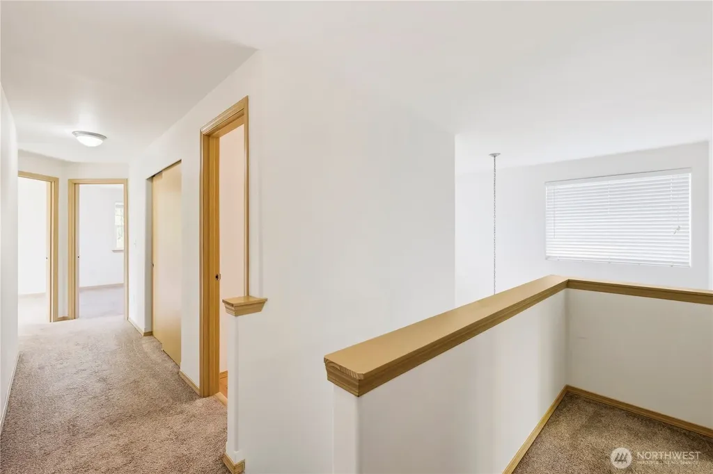 4538 20th Way NE Olympia WA 98516