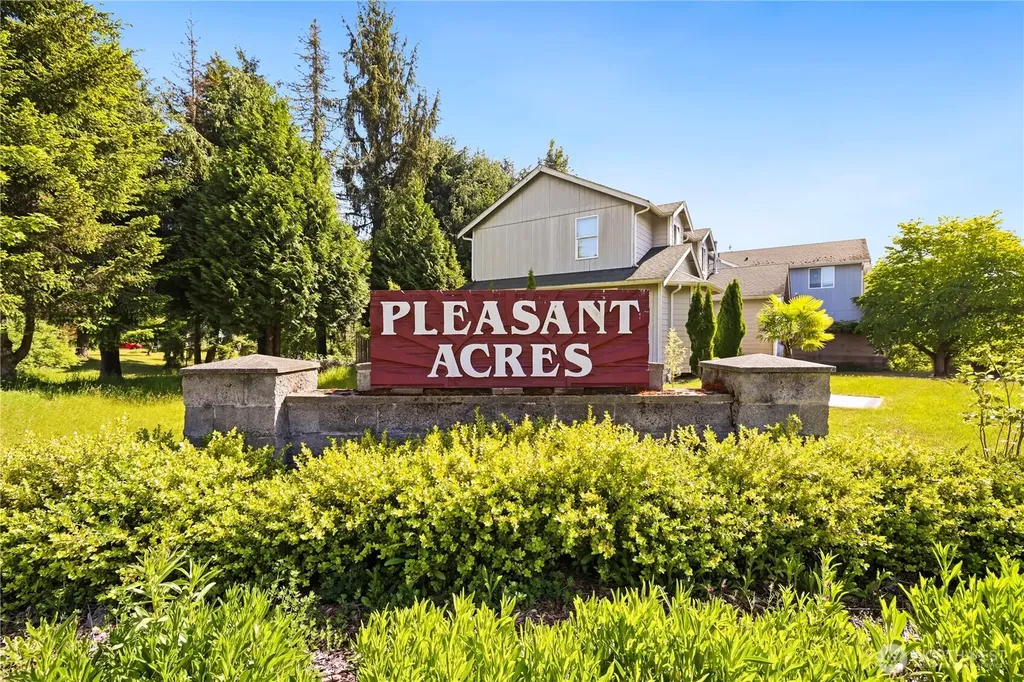 4538 20th Way NE Olympia WA 98516