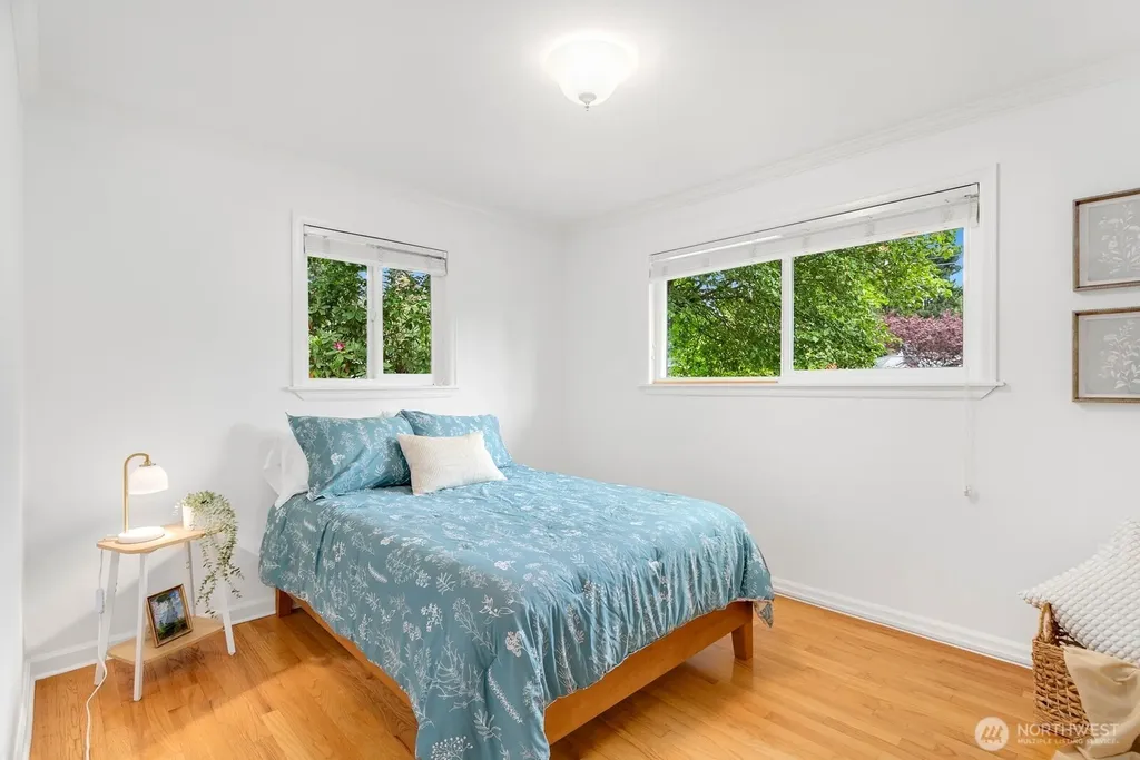 16915 22nd Avenue SW Burien WA 98166