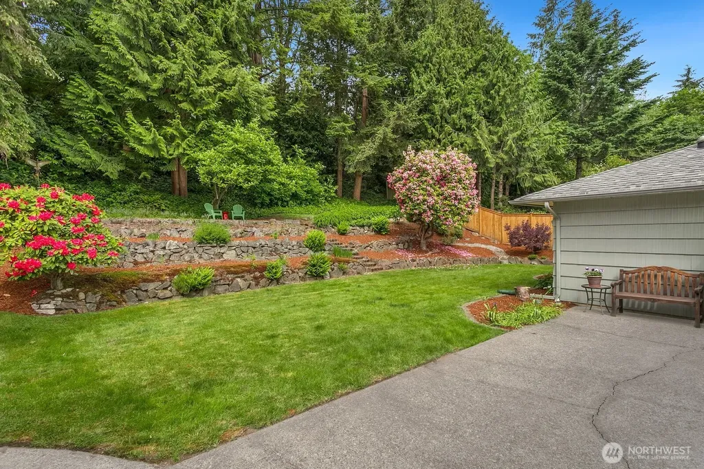 16915 22nd Avenue SW Burien WA 98166