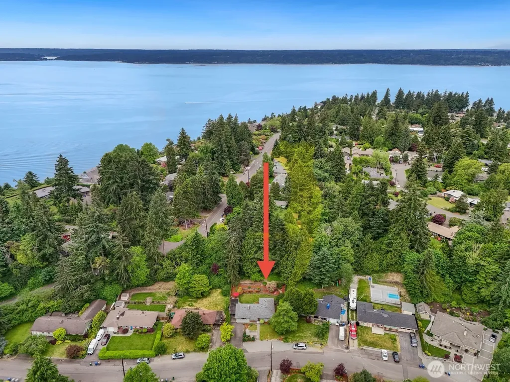 16915 22nd Avenue SW Burien WA 98166
