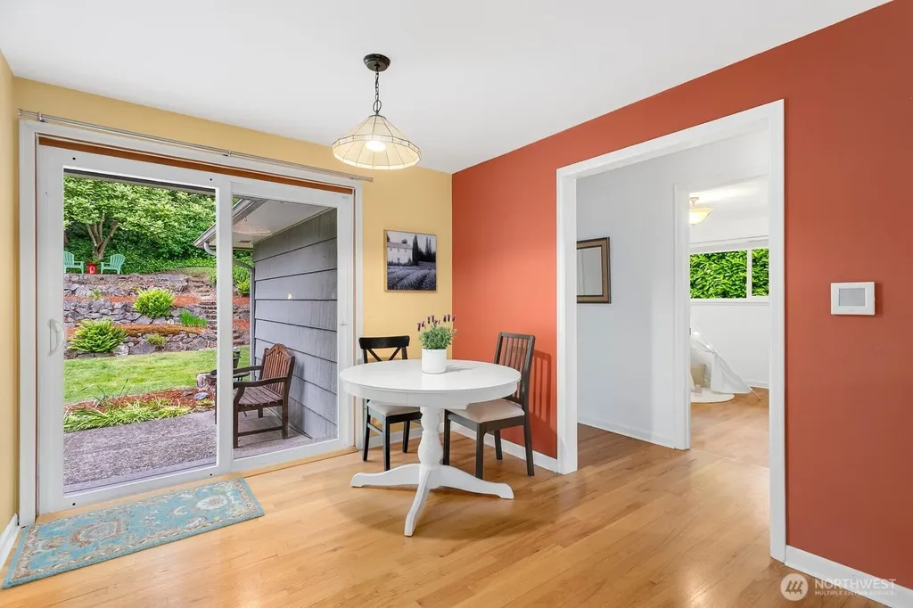 16915 22nd Avenue SW Burien WA 98166