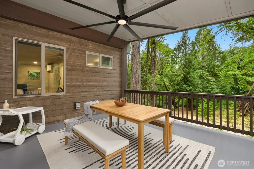 9720 NE Lofgren Road Bainbridge Island WA 98110