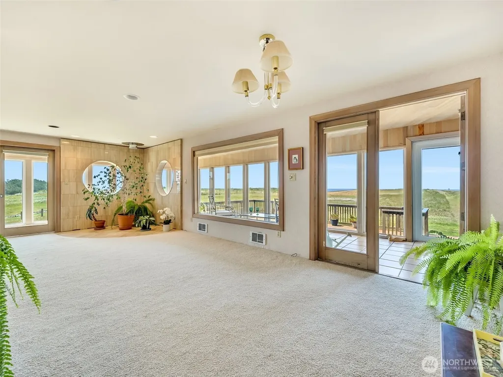 35601 G Street Ocean Park WA 98640