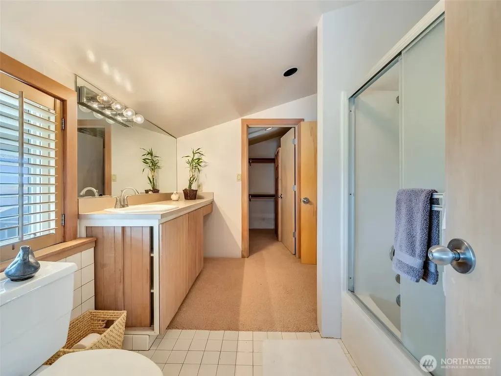 35601 G Street Ocean Park WA 98640