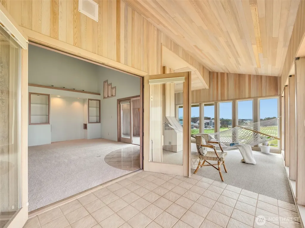 35601 G Street Ocean Park WA 98640
