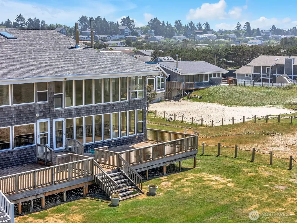 35601 G Street Ocean Park WA 98640