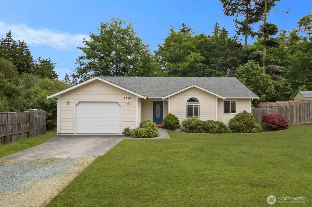 2220 Williams Road Oak Harbor WA 98177