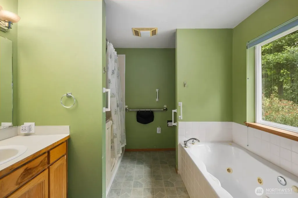 2220 Williams Road Oak Harbor WA 98177