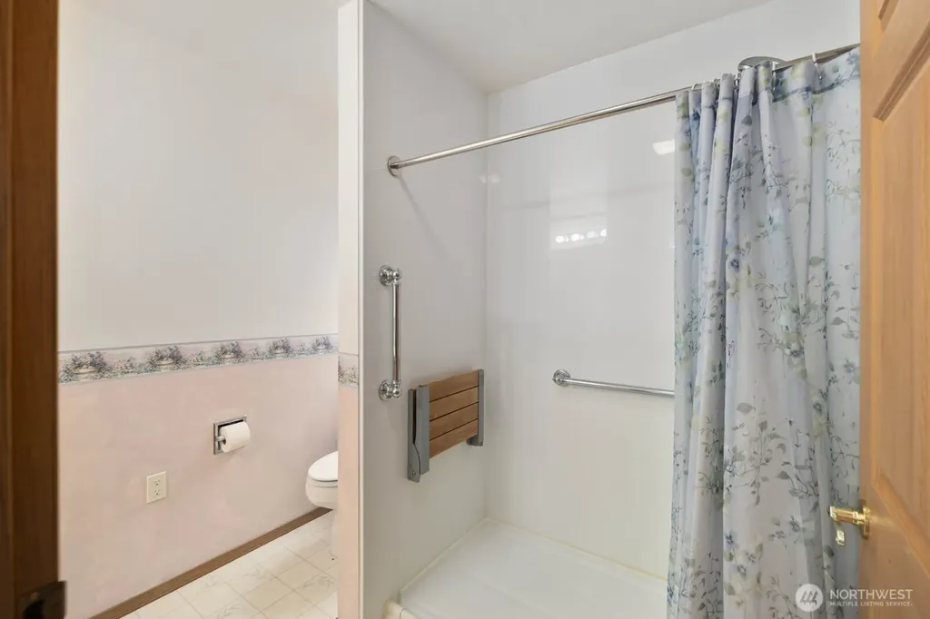 2220 Williams Road Oak Harbor WA 98177