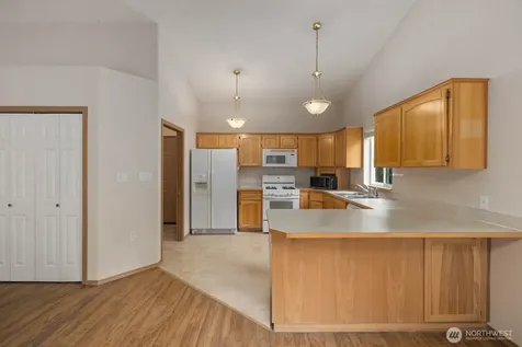 2220 Williams Road Oak Harbor WA 98177
