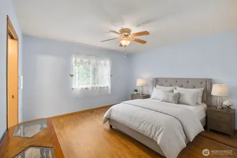 2220 Williams Road Oak Harbor WA 98177