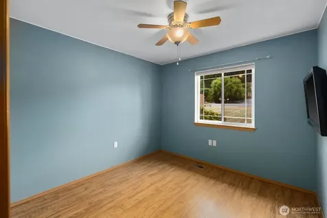 2220 Williams Road Oak Harbor WA 98177