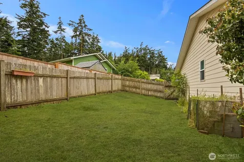 2220 Williams Road Oak Harbor WA 98177