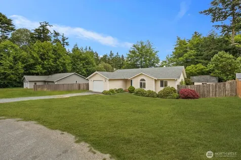 2220 Williams Road Oak Harbor WA 98177