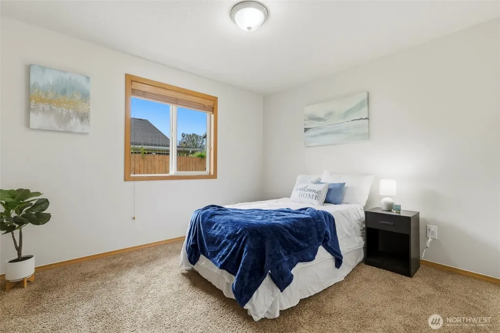 106 Balboa Loop Kelso WA 98626
