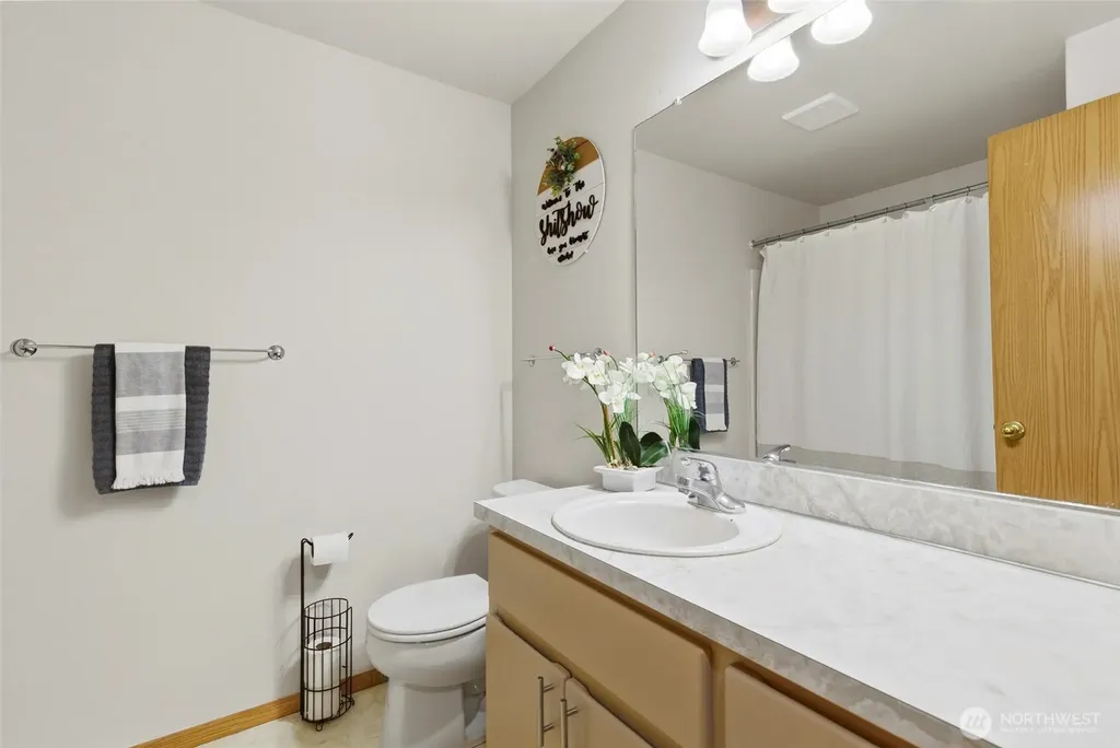 106 Balboa Loop Kelso WA 98626