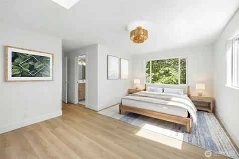 121 W Winesap Road Bothell WA 98012