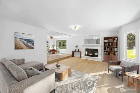 121 W Winesap Road Bothell WA 98012