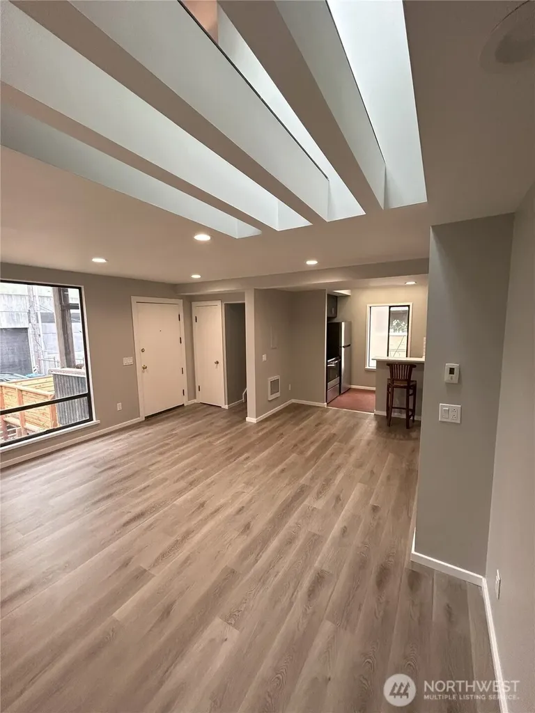 417 Minor Avenue N Seattle WA 98109