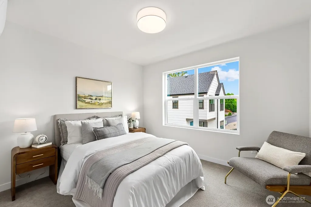 767 7th Avenue NW Issaquah WA 98027