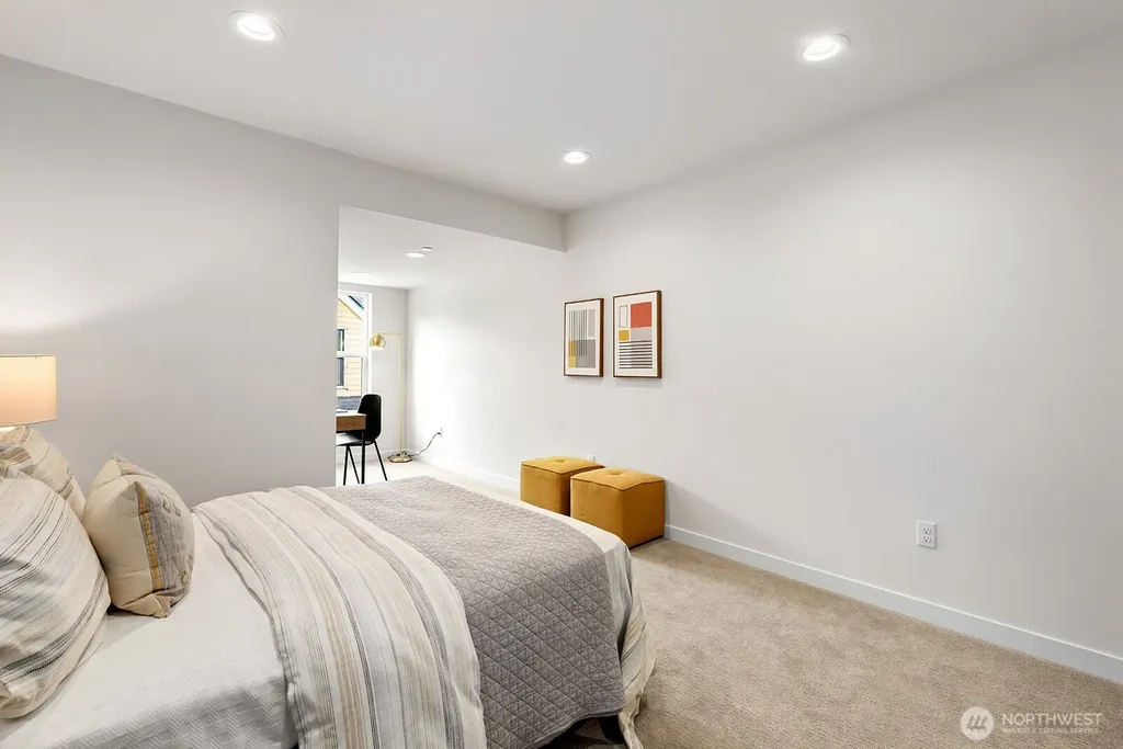 767 7th Avenue NW Issaquah WA 98027
