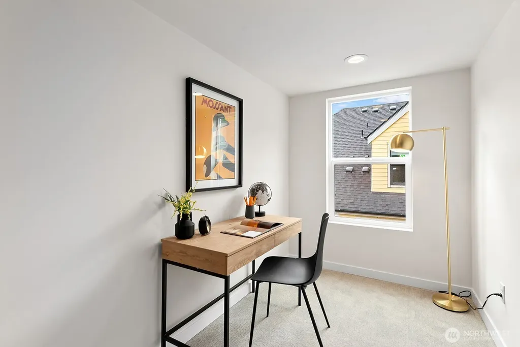 767 7th Avenue NW Issaquah WA 98027