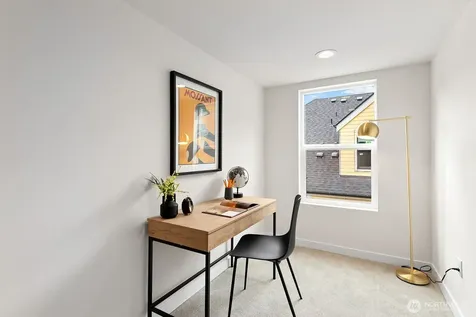 767 7th Avenue NW Issaquah WA 98027