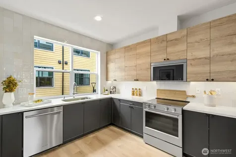 767 7th Avenue NW Issaquah WA 98027