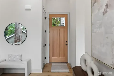 11737 40th Avenue NE Seattle WA 98125