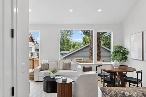 11737 40th Avenue NE Seattle WA 98125
