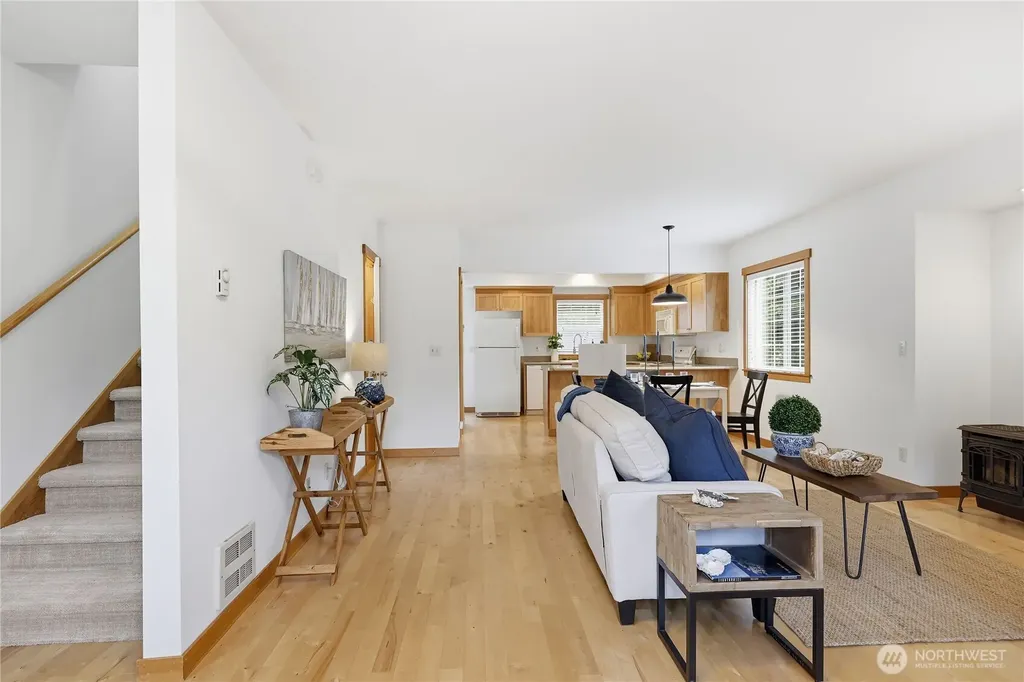 1368 Stonecress Lane NE Bainbridge Island WA 98110