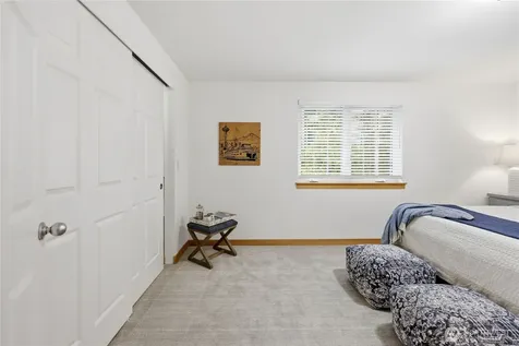 1368 Stonecress Lane NE Bainbridge Island WA 98110