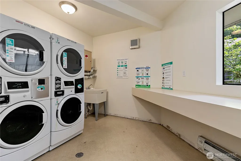 10819 NE 37th Place Bellevue WA 98004