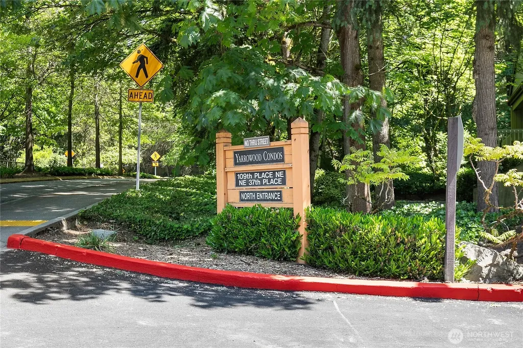 10819 NE 37th Place Bellevue WA 98004