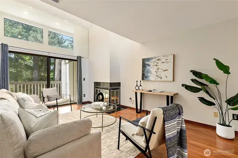 10819 NE 37th Place Bellevue WA 98004