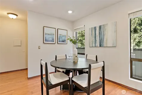 10819 NE 37th Place Bellevue WA 98004