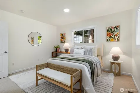 7021 20th Avenue NE Seattle WA 98115