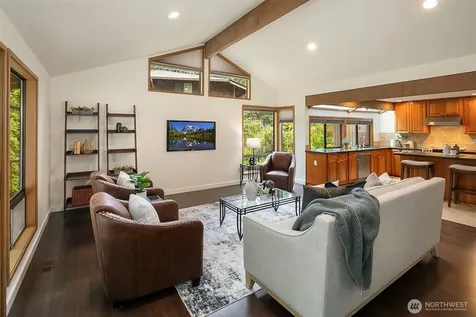 910 145th Place NE Bellevue WA 98007