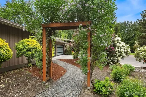 910 145th Place NE Bellevue WA 98007