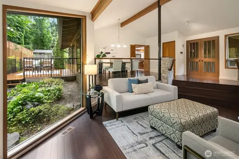 910 145th Place NE Bellevue WA 98007
