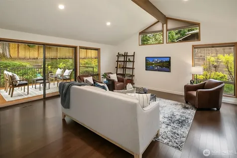 910 145th Place NE Bellevue WA 98007