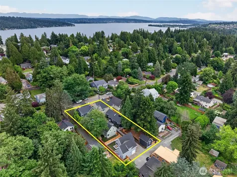 11739 40th Avenue NE Seattle WA 98125