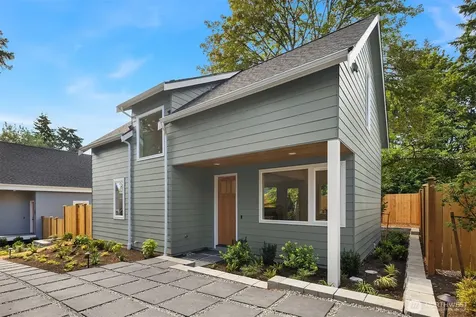 11739 40th Avenue NE Seattle WA 98125