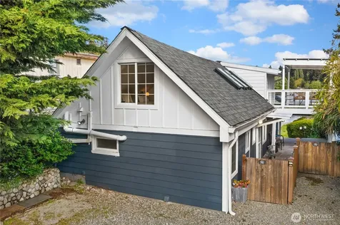 31204 8th Avenue SW Federal Way WA 98023