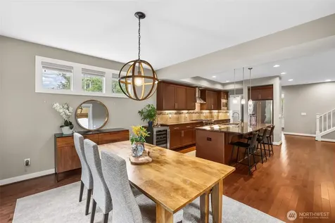1601 NE Falls Drive Issaquah WA 98029