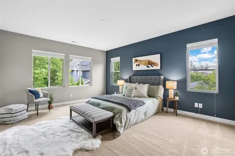 1601 NE Falls Drive Issaquah WA 98029