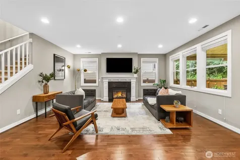 1601 NE Falls Drive Issaquah WA 98029